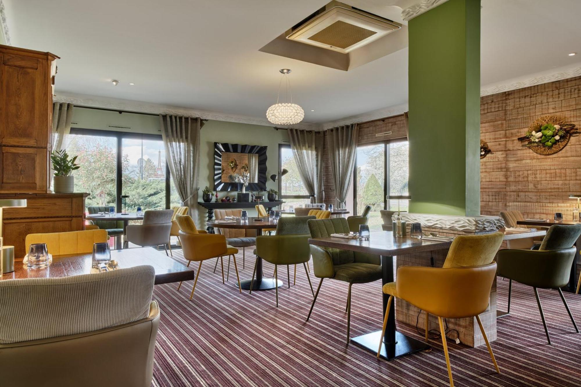 Hotel Restaurant Crystal Erstein Kültér fotó